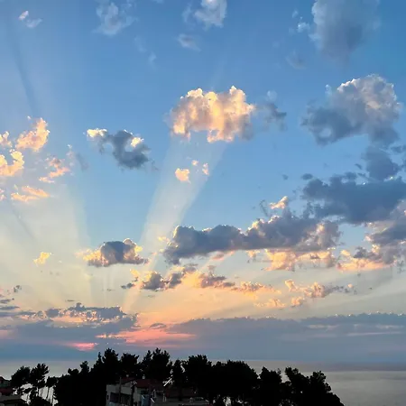 Summer House With Amazing View * ポッシディ