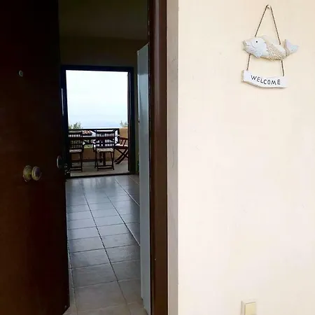 펜션 Summer House With Amazing View 포씨디